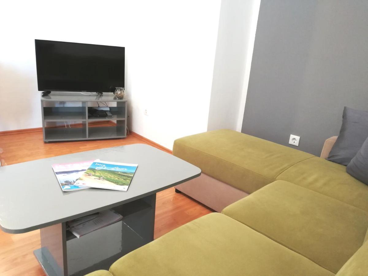 Apartment Toncic Benazici Ngoại thất bức ảnh